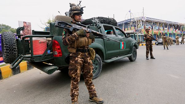 Afganistan'da Taliban karakola saldırdı: 11 polis hayatını kaybetti Afganistan'da Taliban karakola saldırdı: 11 polis hayatını kaybetti