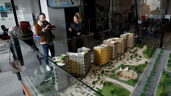 ABD yaptırımlarından endişelenen İranlılar Türkiye'de emlak yatırımlarını artırdı ABD yaptırımlarından endişelenen İranlılar Türkiye'de emlak yatırımlarını artırdı