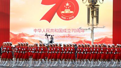 شاهد: الصين تستعرض قوتها العسكرية في الذكرى السبعين لقيام النظام الشيوعي