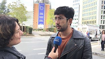 Çin'de 3 ay kampta tutulan Uygur Türkü yaşadıklarını Euronews'e anlattı Çin'de 3 ay kampta tutulan Uygur Türkü yaşadıklarını Euronews'e anlattı