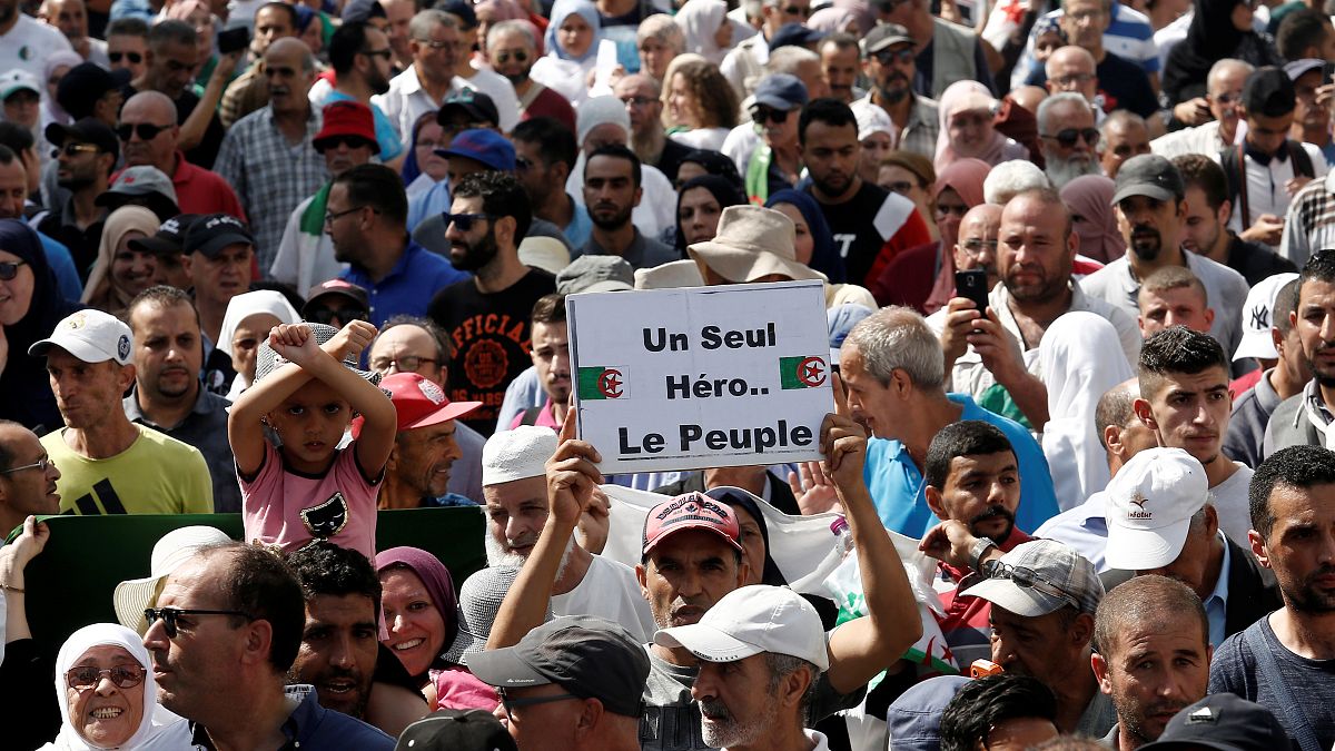 مسيرة طلابية في الجزائر