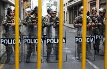 Peru: Parlamentsauflösung sorgt für Proteste