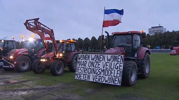 На тракторе против Греты На тракторе против Греты