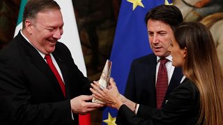 The woman confronted Pompeo at a photo opportunity with Conte. 