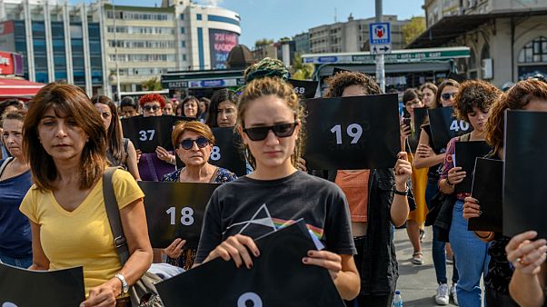 Yeni yasama yılı: Kadın örgütleri ne bekliyor? Yeni yasama yılı: Kadın örgütleri ne bekliyor?