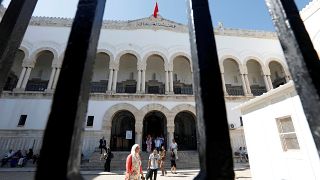 Tunisie : menaces sur le processus électoral présidentiel 