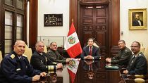 Peru'da kuvvet komutanları, Devlet Başkanı Martin Vizcarra'ya desteklerini bildirdi