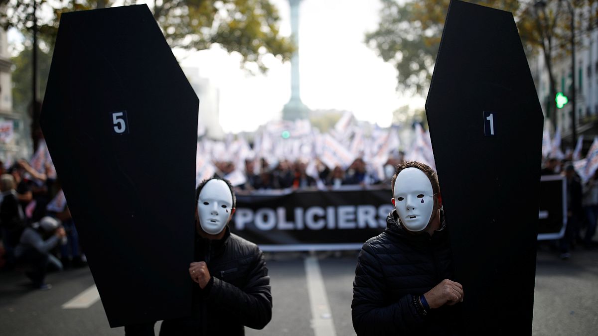 Les policiers au bord du craquage en France
