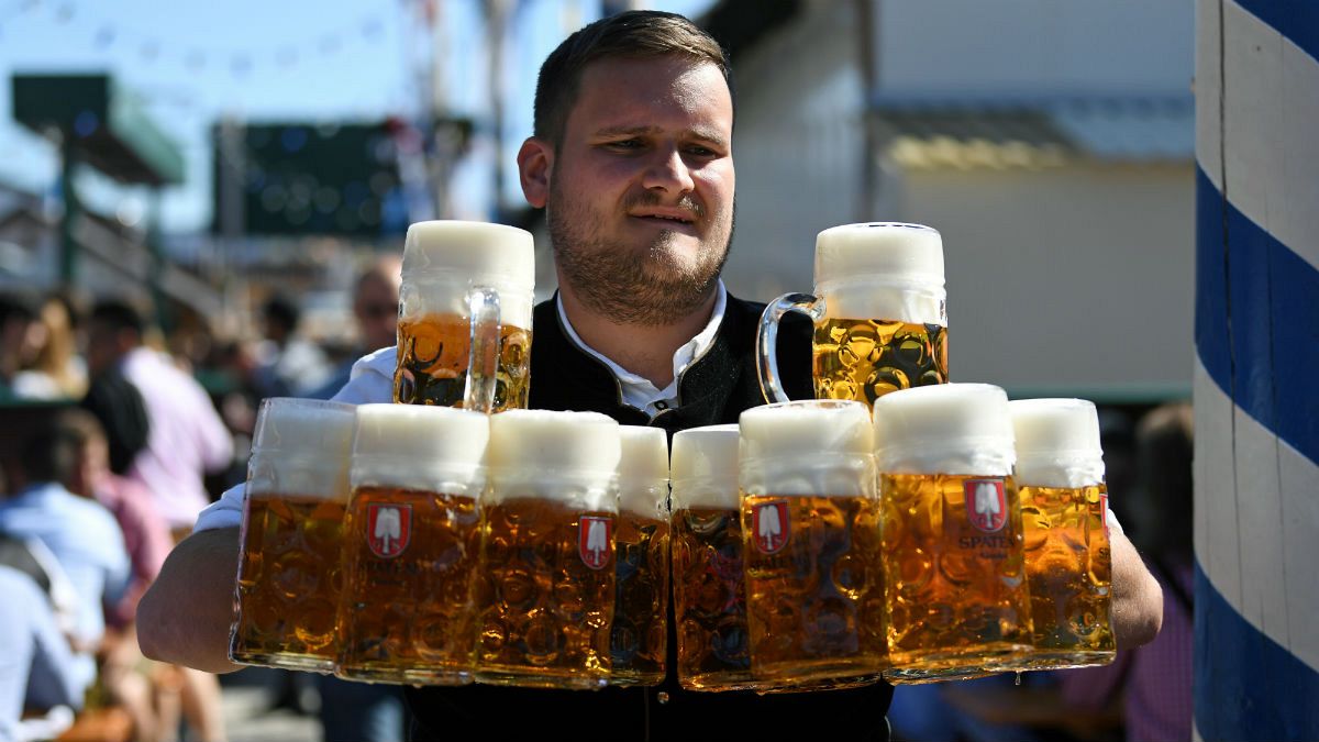 سبقت آلمان و فرانسه از روسیه؛ مصرف الکل روس‌ها ۴۳ درصد کاهش یافت