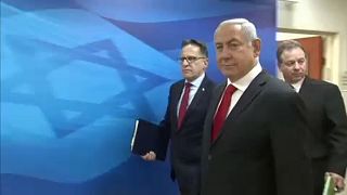 Нетаньяху обвиняют в коррупции