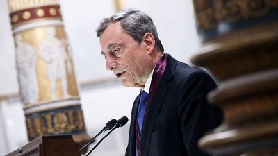 Draghi pide estímulos para animar el crecimiento de la eurozona