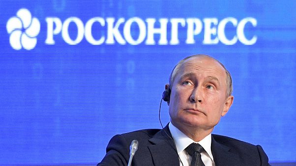 Putin, azil süreci başlatılan Trump'la yaptığı görüşmelerin yayınlanabileceğini söyledi Putin, azil süreci başlatılan Trump'la yaptığı görüşmelerin yayınlanabileceğini söyledi