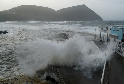 El azote del huracán Lorenzo en las Azores