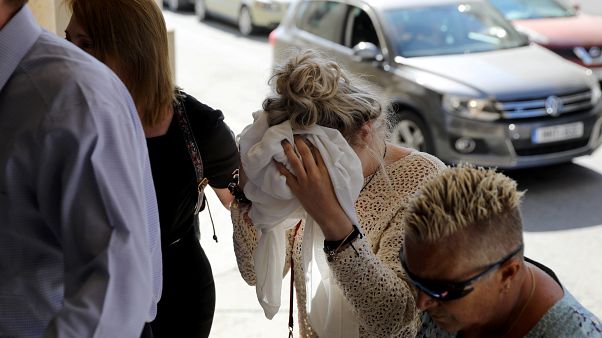 Κύπρος: Άρχισε η δίκη για την ψευδή καταγγελία περί "ομαδικού βιασμού" της 19χρονης Βρετανίδας Κύπρος: Άρχισε η δίκη για την ψευδή καταγγελία περί "ομαδικού βιασμού" της 19χρονης Βρετανίδας