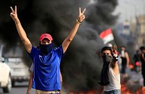 El descontento estalla en Irak: Al menos 12 muertos y toque de queda