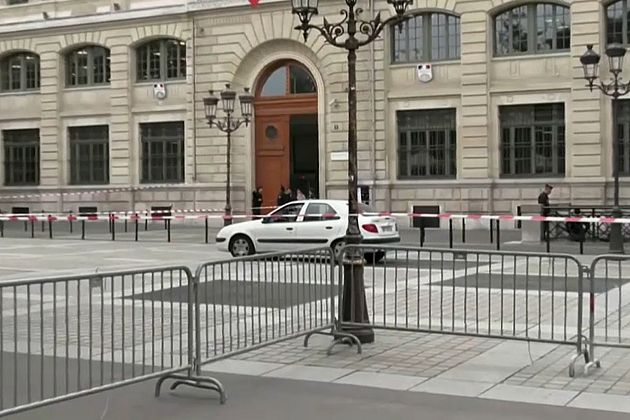 Quattro funzionari uccisi a coltellate nella prefettura di polizia di Parigi