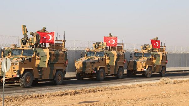 TSK güvenli bölge kurmak için Suriye'de kara devriyesinde TSK güvenli bölge kurmak için Suriye'de kara devriyesinde