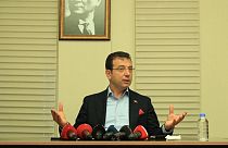 İstanbul Büyükşehir Belediye Başkanı Ekrem İmamoğlu, Florya Sosyal Tesisleri'nde düzenlediği basın toplantısında soruları yanıtladı. ( İBB  - Anadolu Ajansı )