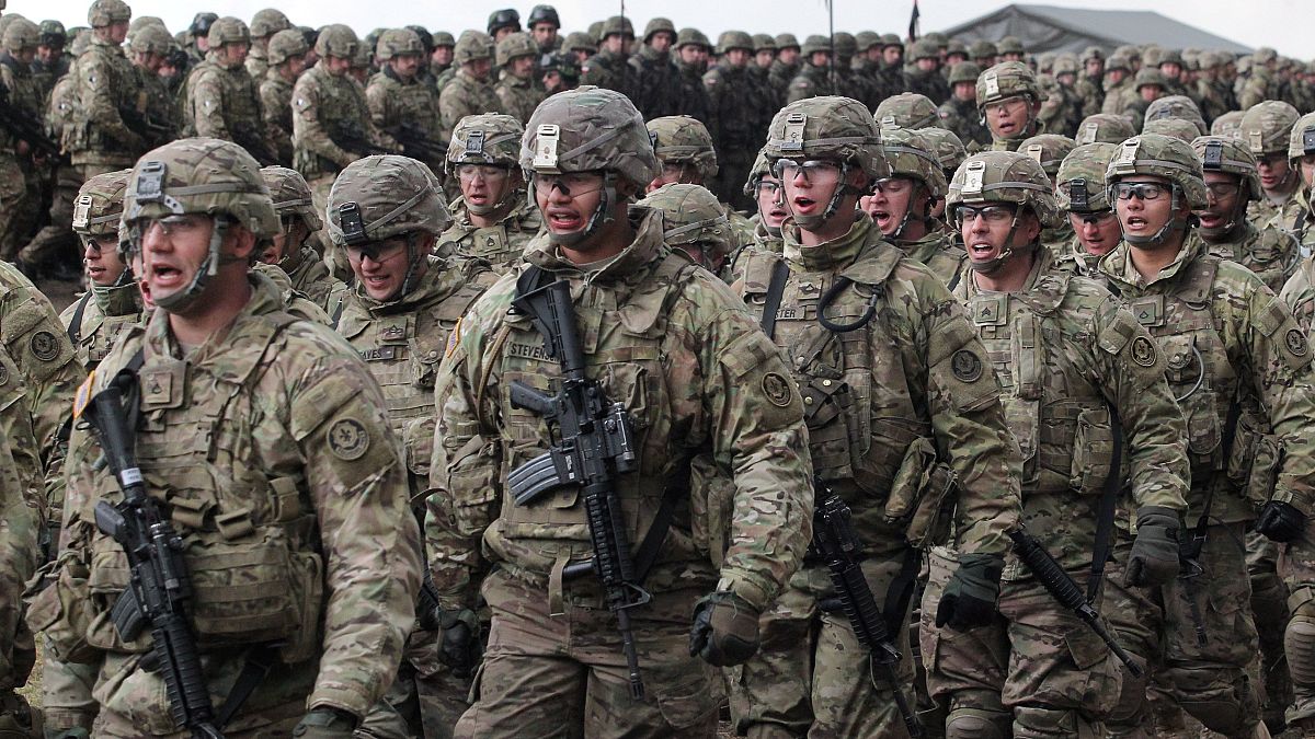 Amerikai katonák érkeznek a NATO keleti szárnya megerősítésének keretében Lengyelországba, 2017-ben