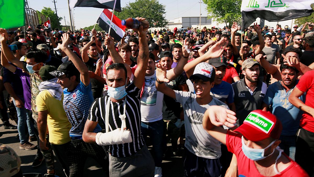 صورة للمتظاهرين العراقيين