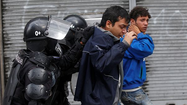Detenidas 350 personas en protestas en Ecuador por el precio de los combustibles Detenidas 350 personas en protestas en Ecuador por el precio de los combustibles