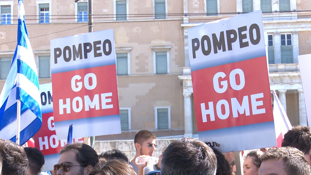 "Pompeo Go Home" από το ΠΑΜΕ-Μεγάλη πορεία κατά των ΗΠΑ