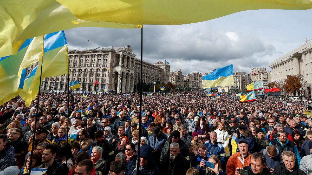 مخالفت هزاران اوکراینی با طرح صلح رئیس جمهوری: «نه به تسلیم»