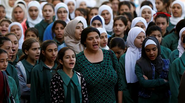 انتظام العمل في المدارس الاردنية بعد إنهاء أطول إضراب للمعلمين انتظام العمل في المدارس الاردنية بعد إنهاء أطول إضراب للمعلمين