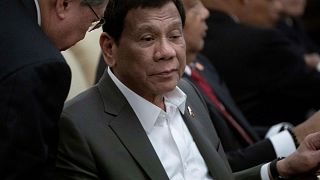 Duterte: Gözkapağım kronik sinir ve kas rahatsızlığım nedeniyle düşüyor