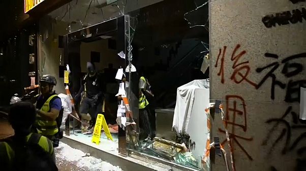Primeros arrestos por la ley antimáscaras de Hong Kong Primeros arrestos por la ley antimáscaras de Hong Kong