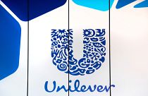 Unilever promete redução da utilização de plástico até 2025