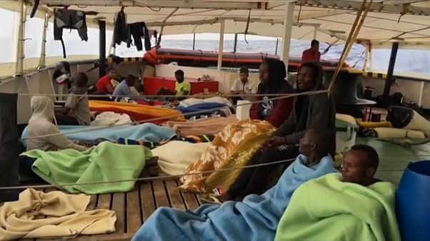 El Open Arms rescata a 40 migrantes a 50 millas de Malta El Open Arms rescata a 40 migrantes a 50 millas de Malta