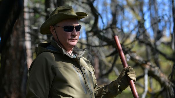 Putin'den kendine doğum günü hediyesi: Maaşına zam Putin'den kendine doğum günü hediyesi: Maaşına zam