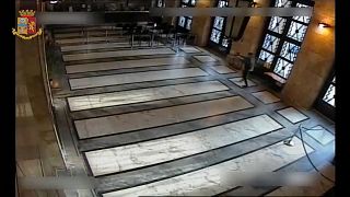 Il video della sparatoria alla Questura di Trieste