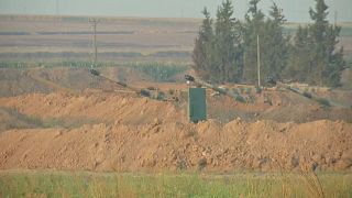 جانب من التعزيزات العسكرية التركية على الحدود مع سوريا 08-10-2019