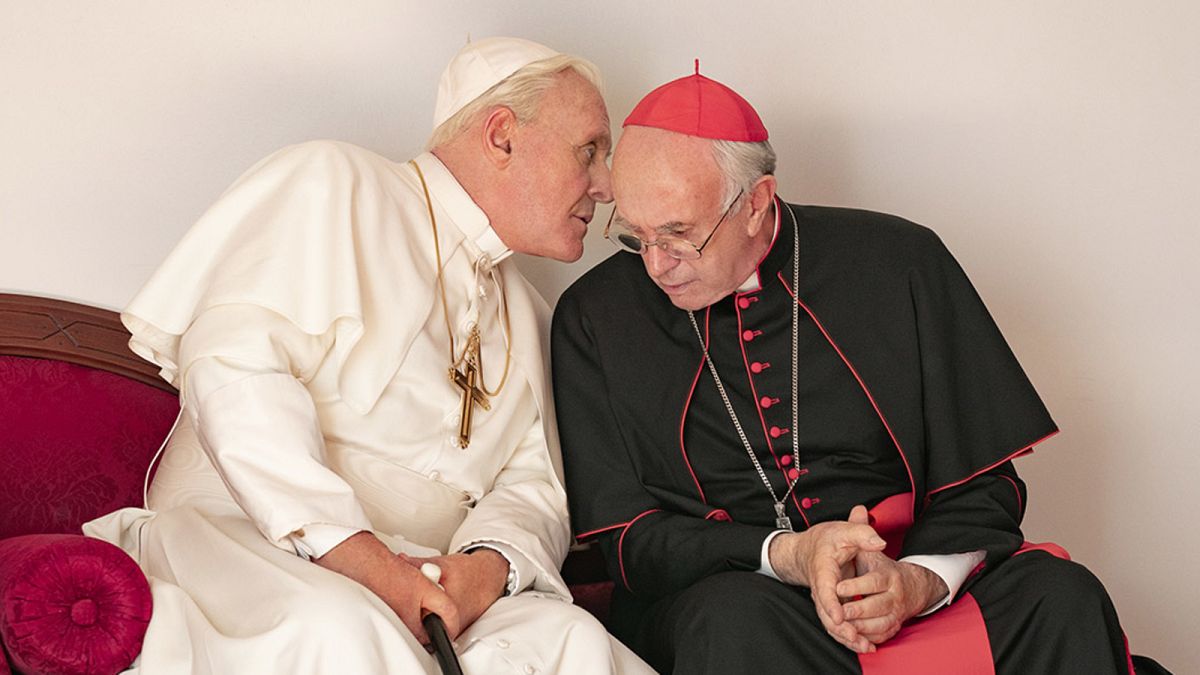 A két pápa (Anthony Hopkins és Jonathan Pryce)