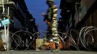 Hindistan turistlere yönelik Cammu Keşmir'e seyahat uyarısını kaldırıyor