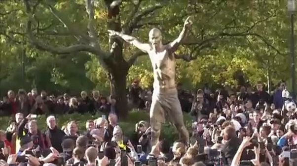 Zlatans Statue: "Symbol für alle, die sich nicht willkommen fühlen" Zlatans Statue: "Symbol für alle, die sich nicht willkommen fühlen"