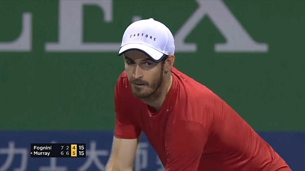 Tennis, Shanghai: Fognini batte Murray, avanti anche Federer Tennis, Shanghai: Fognini batte Murray, avanti anche Federer