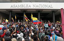 Στο χάος βυθίζεται ο Ισημερινός