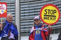 Protesto anti-Brexit em frente à Comissão Europeia