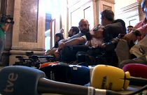 Una sentada en el Parlament contra las agresiones a periodistas en Cataluña