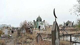 Vom Friedhof zum Happiness-Park: Uiguren bleiben auf der Strecke