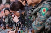 شبه‌نظامیان کُرد تحت حمایت آمریکا: عملیات علیه داعش را متوقف کردیم