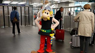 Joyeux anniversaire Astérix dans le métro parisien