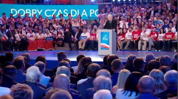 Polonia domenica al voto per le Parlamentari Polonia domenica al voto per le Parlamentari