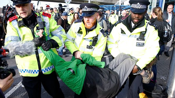 London: Protest gegen den Flugverkehr London: Protest gegen den Flugverkehr