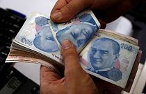 تضعیف ۴ درصدی لیر ترکیه در بازار تهران؛ آرامش دلار و یورو برهم نخورد