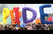 Kosovo: la gay pride parade a Pristina