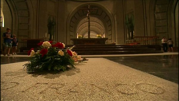 Dos semanas para sacar a Franco del Valle de los Caídos Dos semanas para sacar a Franco del Valle de los Caídos